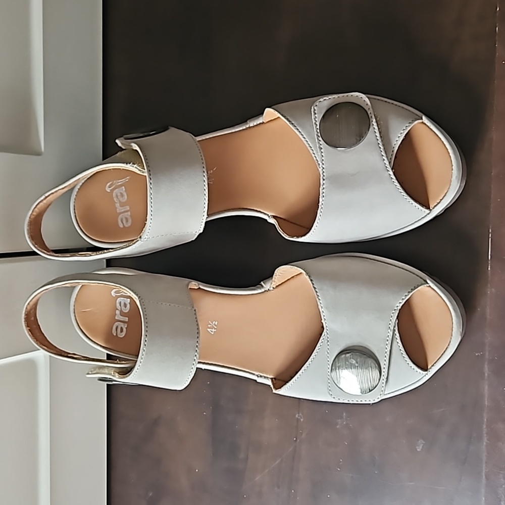 Ara  greyish cream suede sandals with silver button